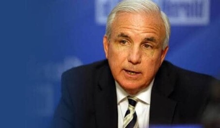 Congresista Carlos Gim&eacute;nez reacciona a la expulsi&oacute;n de funcionarios cubanos en Santo Domingo