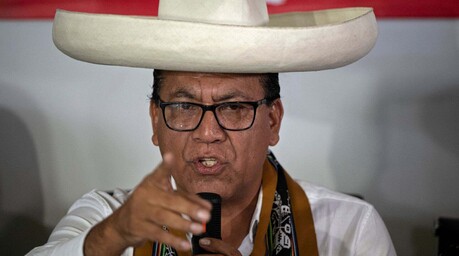 Excandidato S&aacute;nchez reconoce proclamaci&oacute;n de Fujimori en Per&uacute;, pero insiste en irregularidades