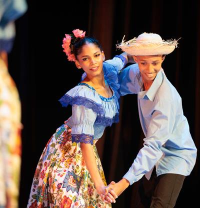 La Escuela Nacional de Danza presenta su Gala de Graduaci&oacute;n 2026