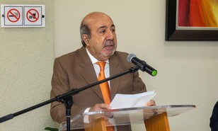 Profesor Jes&uacute;s El&iacute;as Michel&eacute;n presenta una obra sobre &eacute;tica y compromiso c&iacute;vico