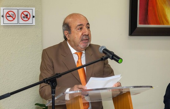Profesor Jes&uacute;s El&iacute;as Michel&eacute;n presenta una obra sobre &eacute;tica y compromiso c&iacute;vico