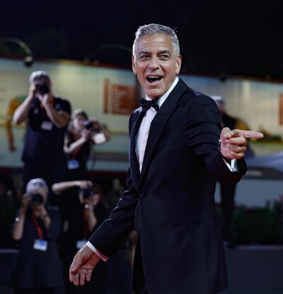 George Clooney, Le&oacute;n de Oro a la carrera en el Festival de Venecia