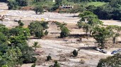 Suben a 9 los muertos por desbordamiento de r&iacute;o en Ecuador
