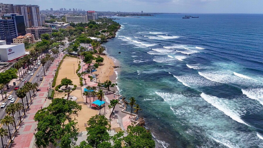 Le llegó el turno al Malecón menos visible: licitan por RD$588 millones la fase final del Malecón Deportivo Le llegó el turno al Malecón menos visible: licitan por RD$588 millones la fase final del Malecón Deportivo