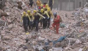 Venezuela entierra cuerpos no identificados tras terremotos que dejan m&aacute;s de 3,000 muertos