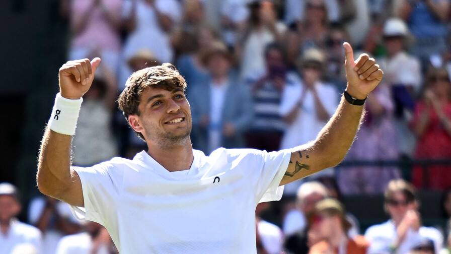 Cobolli sorprende a De Miñaur y ya está en cuartos de final de Wimbledon Cobolli sorprende a De Miñaur y ya está en cuartos de final de Wimbledon