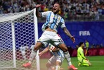 Argentina y Messi logran una dramática remontada ante Egipto y pasa a cuartos de final