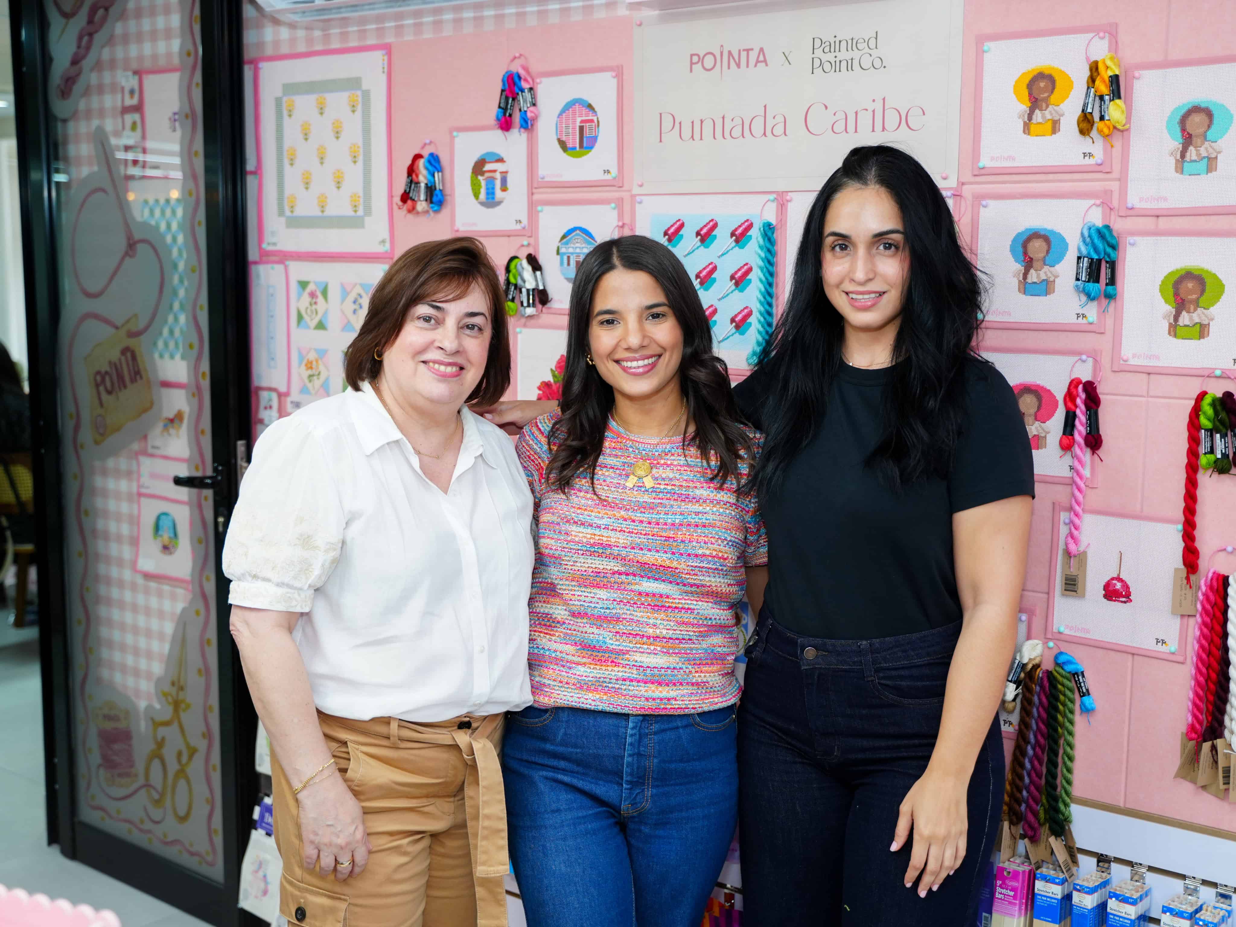  María Elena de Lama, Catalina Pozo y Ana Mirella Abreu.