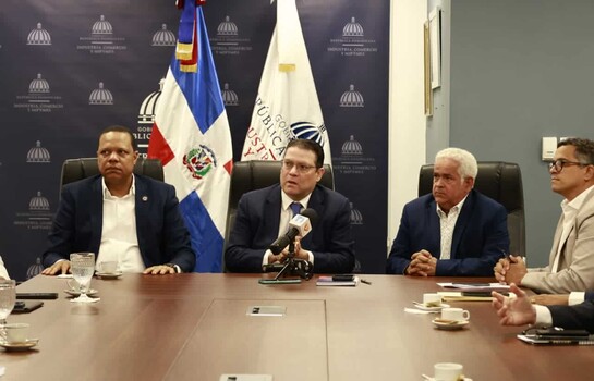 Gasoliner&iacute;as dan tregua de 30 d&iacute;as antes de decidir si dejan de aceptar pagos con tarjetas