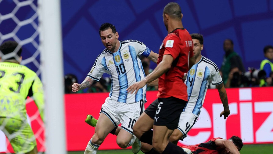 Argentina y Messi logran una dram&aacute;tica remontada ante Egipto y pasa a cuartos de final