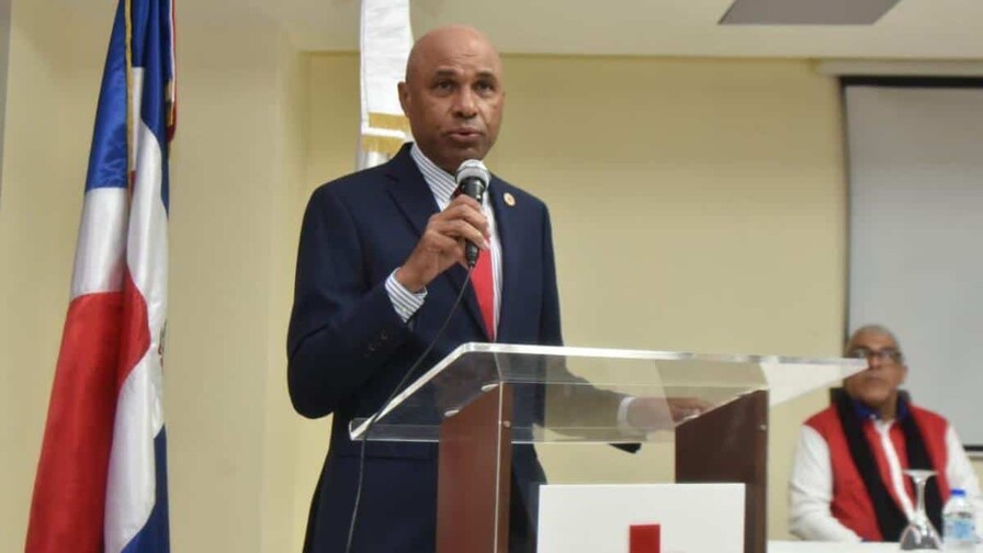 Cruz Roja se ofrece a capacitar empresas en primeros auxilios y facilitar botiquines Cruz Roja se ofrece a capacitar empresas en primeros auxilios y facilitar botiquines