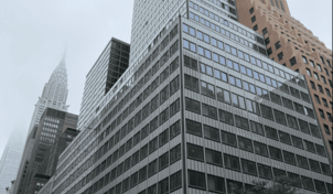 Evacuan un rascacielos en el centro de Manhattan por temor al colapso de su estructura