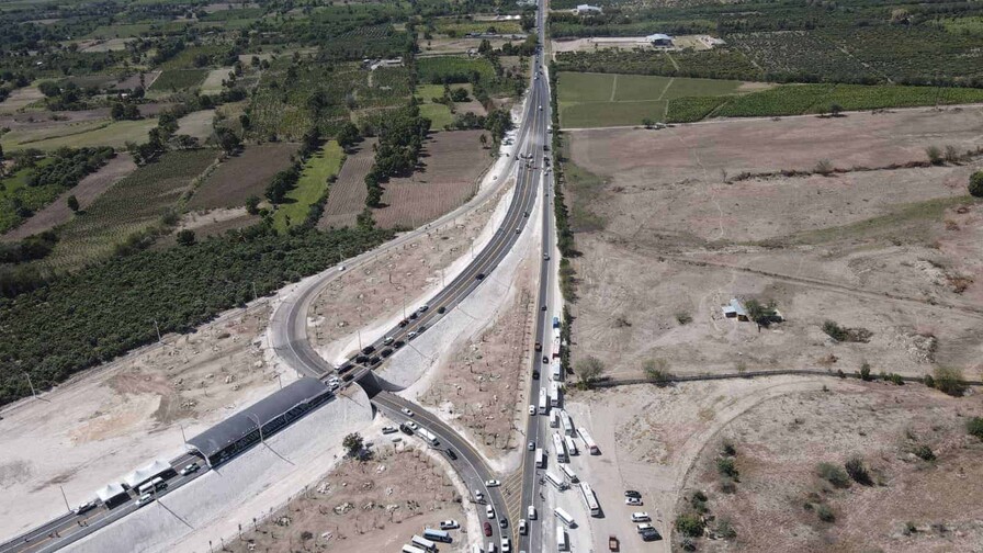 Anuncian siembra de 10 millones de plantas en carreteras y avenidas del país Anuncian siembra de 10 millones de plantas en carreteras y avenidas del país