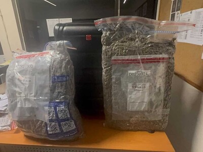 Decomisan 28.98 libras de marihuana en el AILA