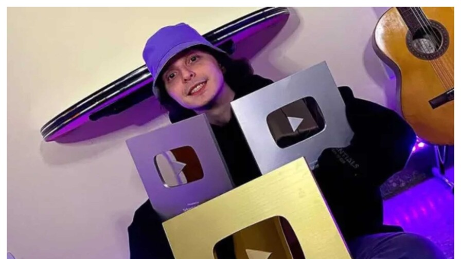 El youtuber Chatterbox pierde la vida en un accidente de tr&aacute;nsito en el que tambi&eacute;n muri&oacute; su padre