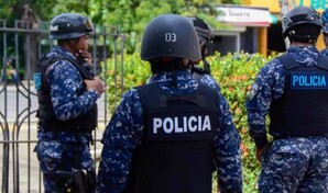 Huyen entre cañaverales y abandonan revólver durante operativo policial en Tamayo