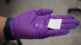 Un hidrogel m&aacute;s transpirable abre la puerta a vendajes y sensores port&aacute;tiles m&aacute;s duraderos