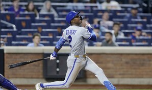 Tyler Tolbert hace historia en la MLB: conecta imparables en 12 turnos consecutivos