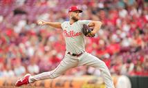 Zack Wheeler iguala r&eacute;cord personal con 14 ponches en victoria de los Phillies