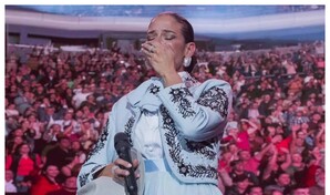 Natalia Jim&eacute;nez rompe en llanto al anunciar que gan&oacute; la batalla legal por la custodia de su hija