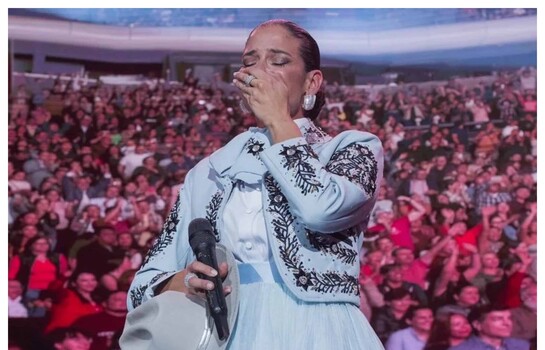 Natalia Jim&eacute;nez rompe en llanto al anunciar que gan&oacute; la batalla legal por la custodia de su hija