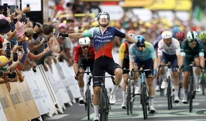 El neerland&eacute;s Olav Kooij resurge de un duro virus y corona una jornada ca&oacute;tica en el Tour de Francia