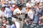 Devers arde con el madero tras ser colocado en el mercado por los Gigantes