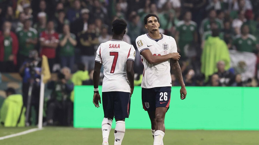 El inglés Jarell Quansah recibe dos partidos de sanción por su roja ante México El inglés Jarell Quansah recibe dos partidos de sanción por su roja ante México