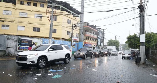 El COE declara al Gran Santo Domingo y San Crist&oacute;bal en alerta verde por lluvias