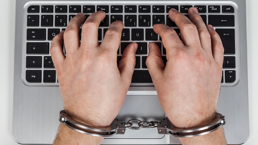 Del desacato al ciberespacio: qué cambia realmente en los delitos de prensa del nuevo Código Penal Del desacato al ciberespacio: qué cambia realmente en los delitos de prensa del nuevo Código Penal