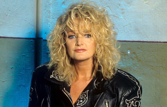 M&aacute;s all&aacute; de Total Eclipse of the Heart, los temas que convirtieron en mito la voz de Bonnie Tyler