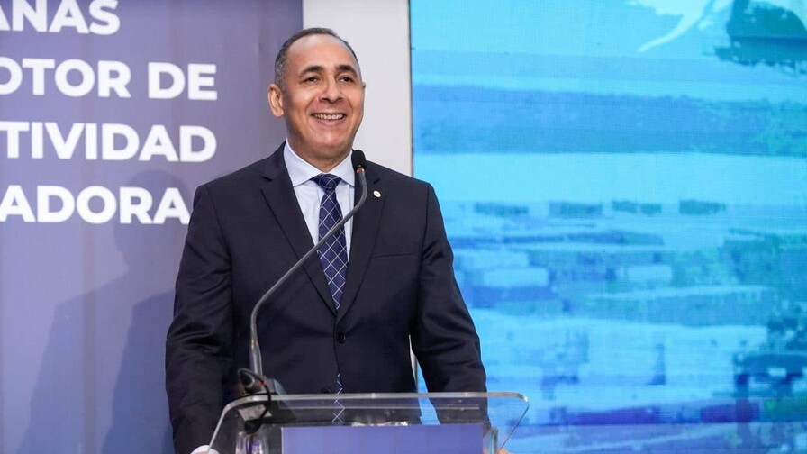 Las recaudaciones de Aduanas crecen RD$3,290 MM durante el primer semestre de 2026 Las recaudaciones de Aduanas crecen RD$3,290 MM durante el primer semestre de 2026