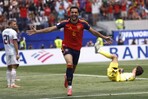 España vence a Bélgica con otro gol agónico de Mikel Merino y se cita con Francia en semifinales España vence a Bélgica con otro gol agónico de Mikel Merino y se cita con Francia en semifinales