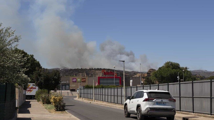 Los incendios forestales en Francia arrasaron el doble de superficie que el año pasado Los incendios forestales en Francia arrasaron el doble de superficie que el año pasado