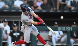 Caleb Durbin conect&oacute; cuadrangular en el triunfo de los Medias Rojas