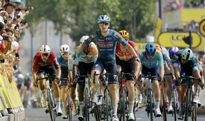 Tim Merlier gana el esprint de la s&eacute;ptima etapa del Tour de Francia
