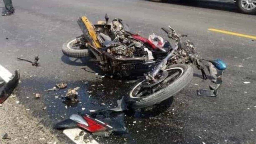 Un muerto y dos heridos en accidente entre motocicleta y autobús en Higüey Un muerto y dos heridos en accidente entre motocicleta y autobús en Higüey