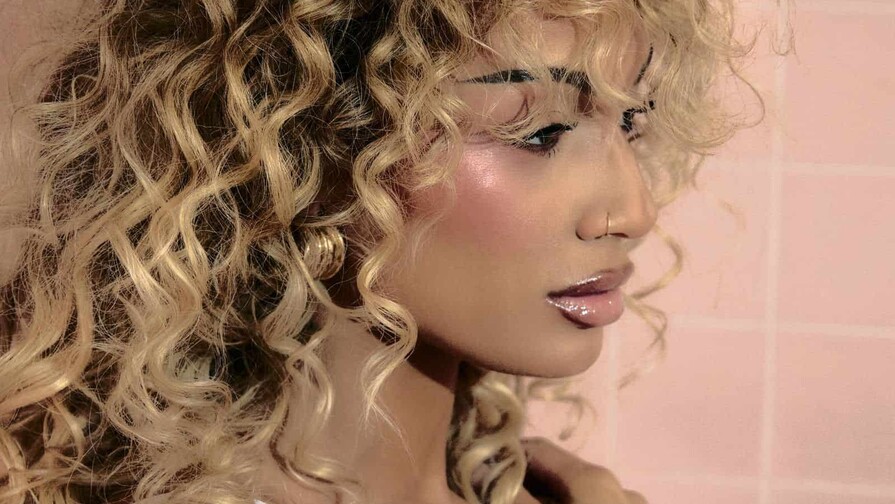 Rapera DaniLeigh honra sus raíces dominicanas con el lanzamiento de "La Familia" Rapera DaniLeigh honra sus raíces dominicanas con el lanzamiento de "La Familia"