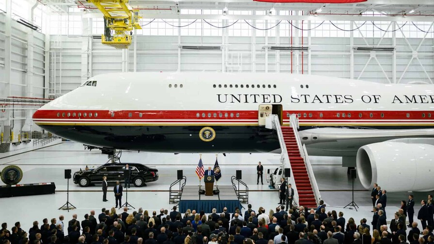Interrogantes por la seguridad del avión presidencial de Estados Unidos Interrogantes por la seguridad del avión presidencial de Estados Unidos