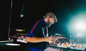 Juan Luis Guerra conquista Mallorca con un Son Fusteret repleto pese al calor y al Mundial