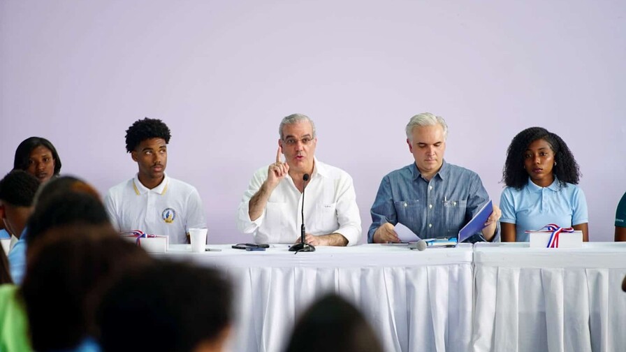 El Gobierno promete equipar 320 politécnicos en todo el país El Gobierno promete equipar 320 politécnicos en todo el país