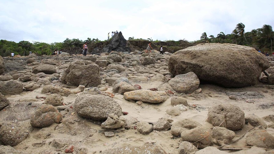 Científicos hallan un volcán de lodo frente a Trinidad formado por los sismos de Venezuela Científicos hallan un volcán de lodo frente a Trinidad formado por los sismos de Venezuela