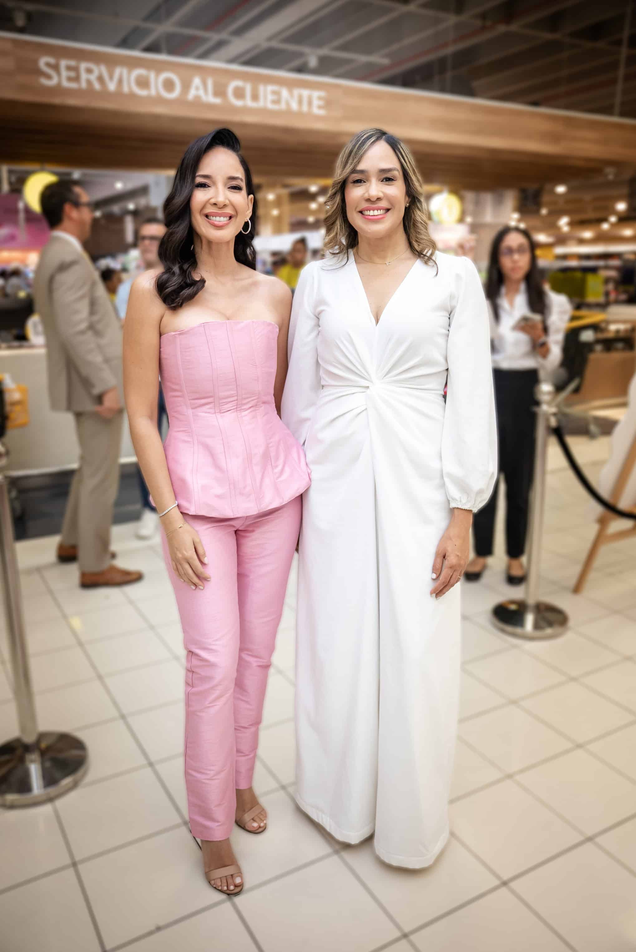 Marta González y Karola Serra.
