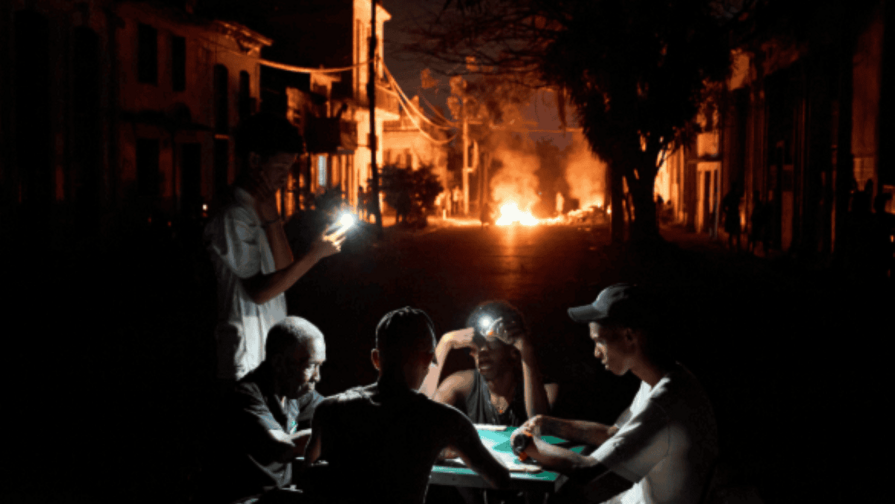 Cuba repone poco a poco el servicio eléctrico tras el segundo apagón nacional de la semana Cuba repone poco a poco el servicio eléctrico tras el segundo apagón nacional de la semana