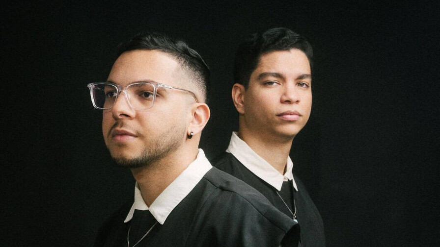 Martox lanza "Caracol", su álbum debut que redefine el pop caribeño Martox lanza "Caracol", su álbum debut que redefine el pop caribeño