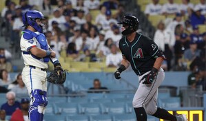 Arizona vence a los Dodgers en una fiesta de cuadrangulares