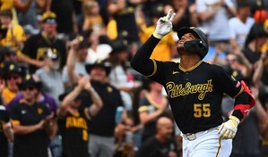 Esmerlyn Valdez conect&oacute; cuadrangular con las bases llenas en el triunfo de los Piratas