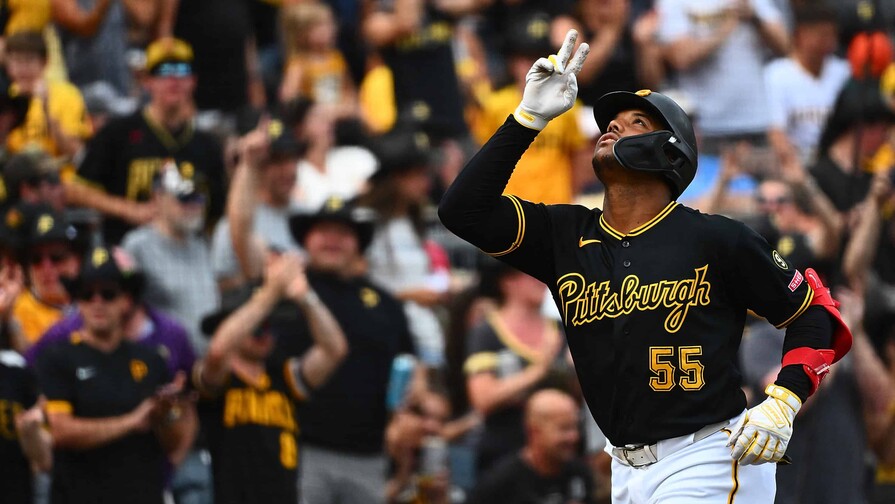 Esmerlyn Valdez conectó cuadrangular con las bases llenas en el triunfo de los Piratas Esmerlyn Valdez conectó cuadrangular con las bases llenas en el triunfo de los Piratas