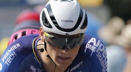 Van der Poel vence al calor y se impone en la 9&ordf; etapa del Tour de Francia