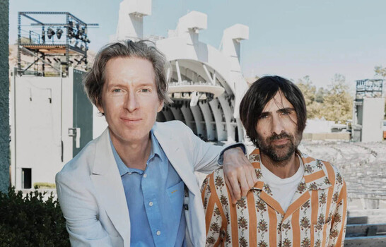 Wes Anderson re&uacute;ne a Hollywood en un homenaje musical a su universo cinematogr&aacute;fico
